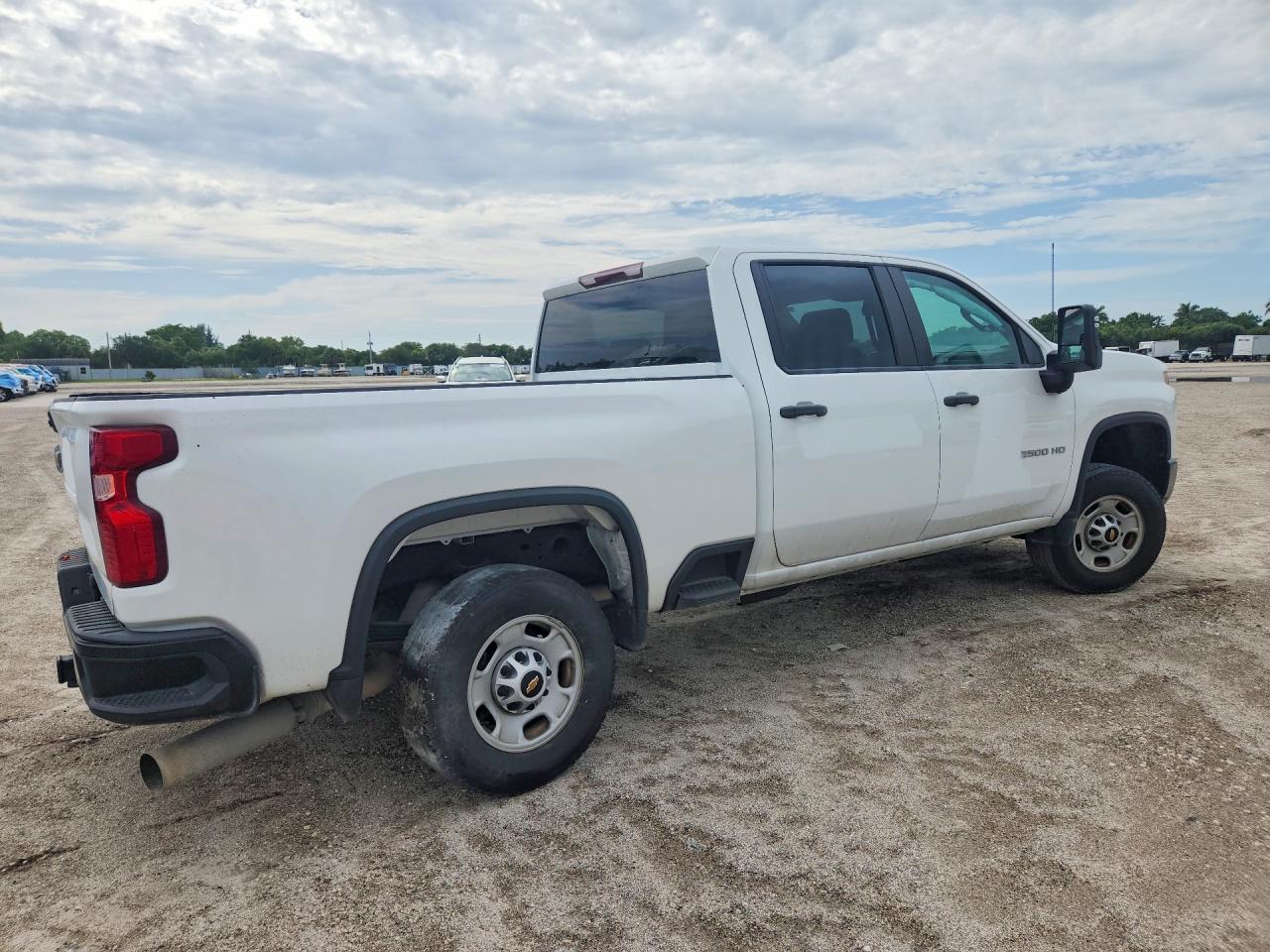 2023 Chevrolet Silverado K2500 Heavy Duty - Image 3