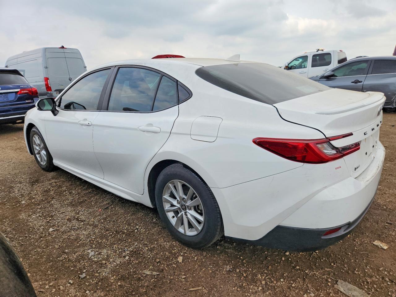 2025 Toyota Camry Se - Image 2