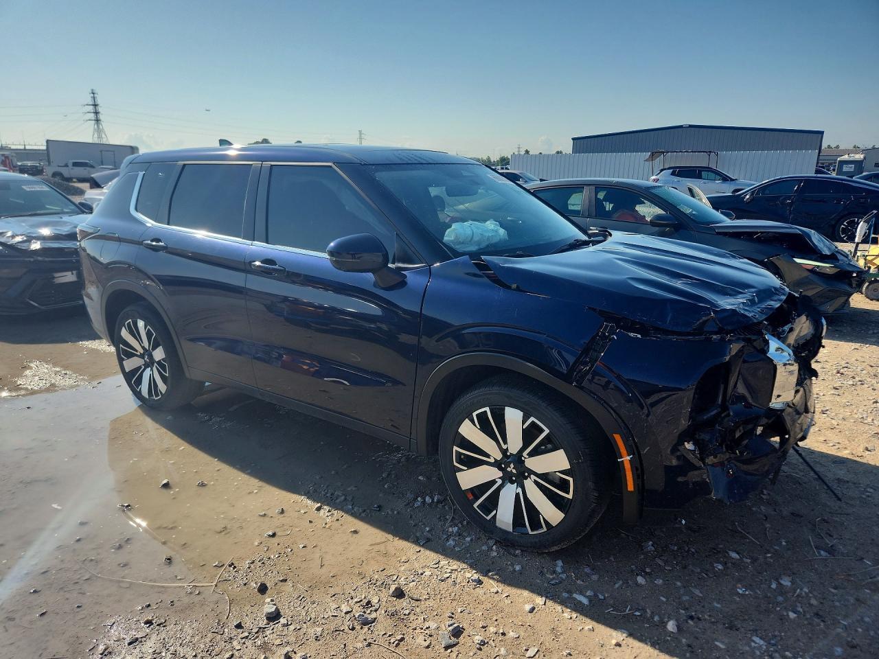 2025 Mitsubishi Outlander Se - Фото 4