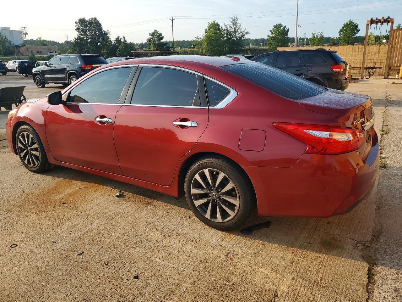2017 Nissan Altima 2.5 Sv - Фото 2