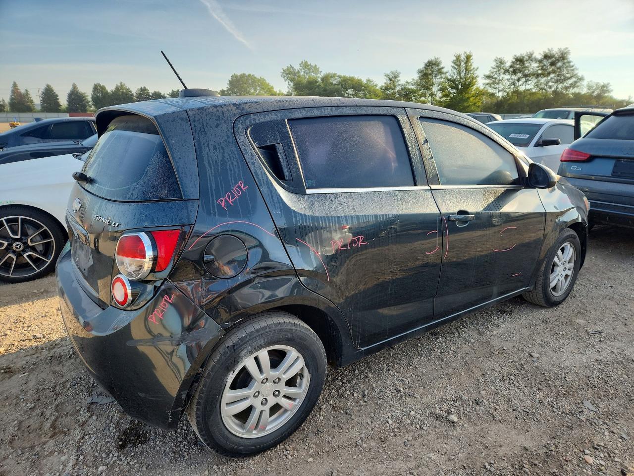 2015 Chevrolet Sonic Lt - Фото 3
