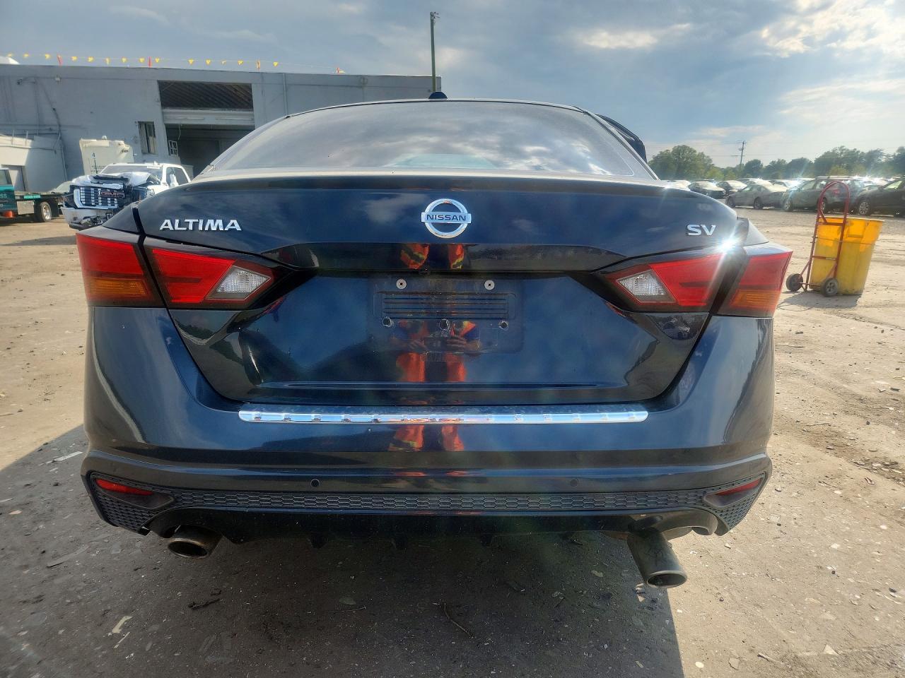 2021 Nissan Altima Sv - Image 6