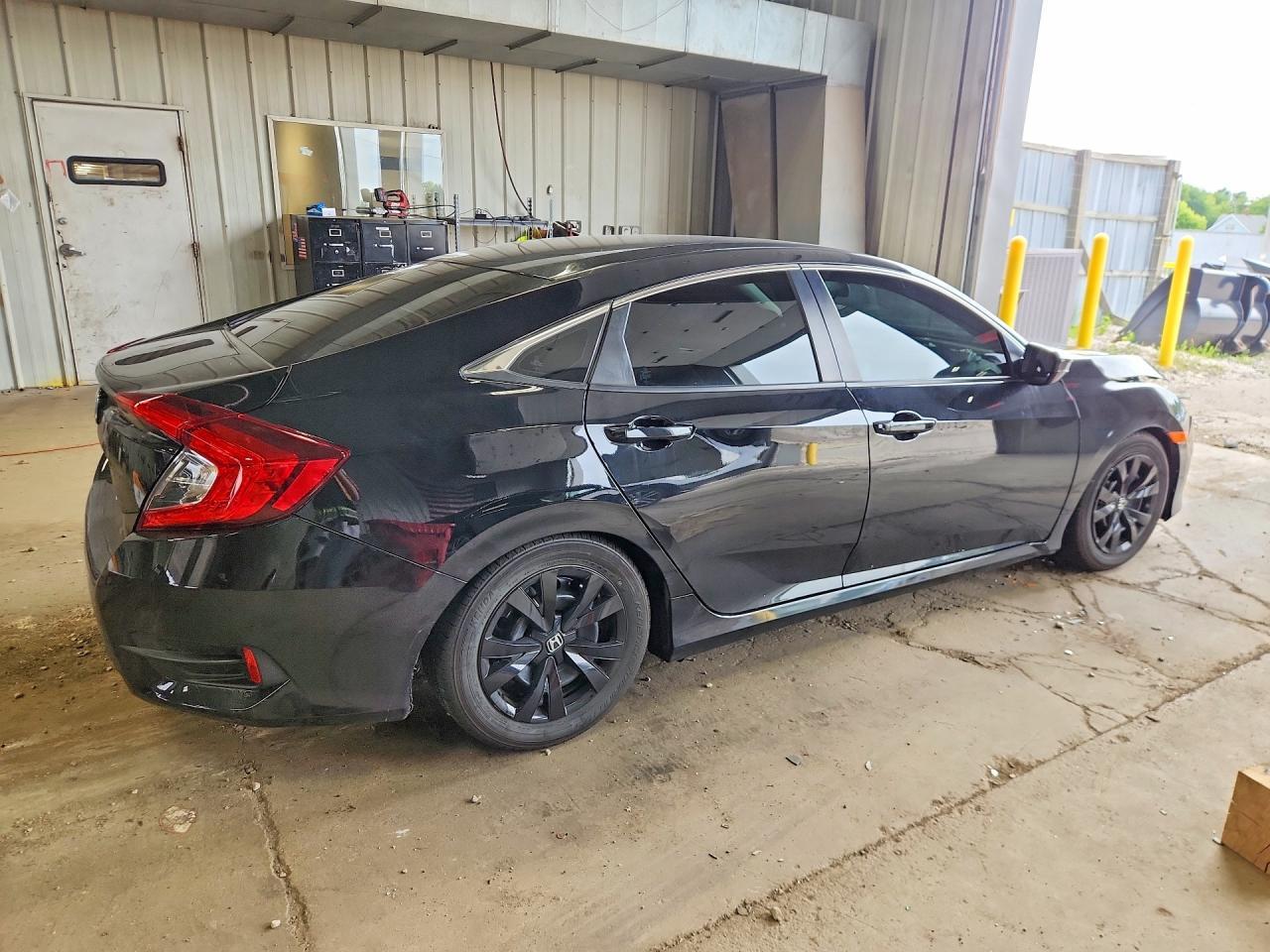 2017 Honda Civic Lx - Фото 3