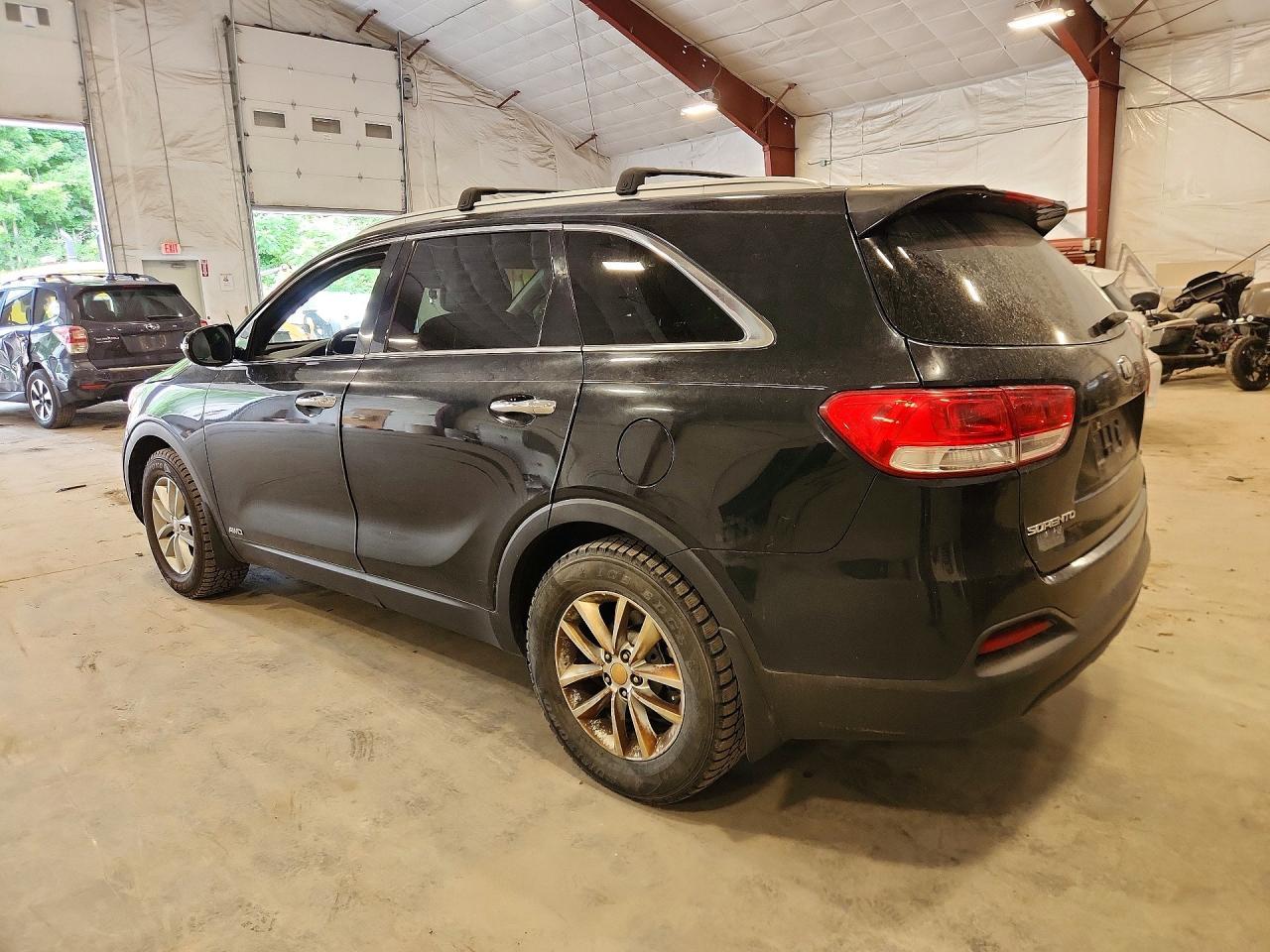 2016 Kia Sorento Lx - Фото 2
