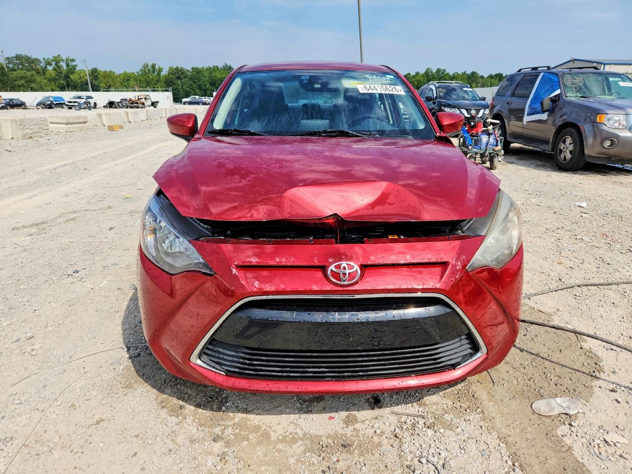 2017 Toyota Yaris Ia Base - Image 5