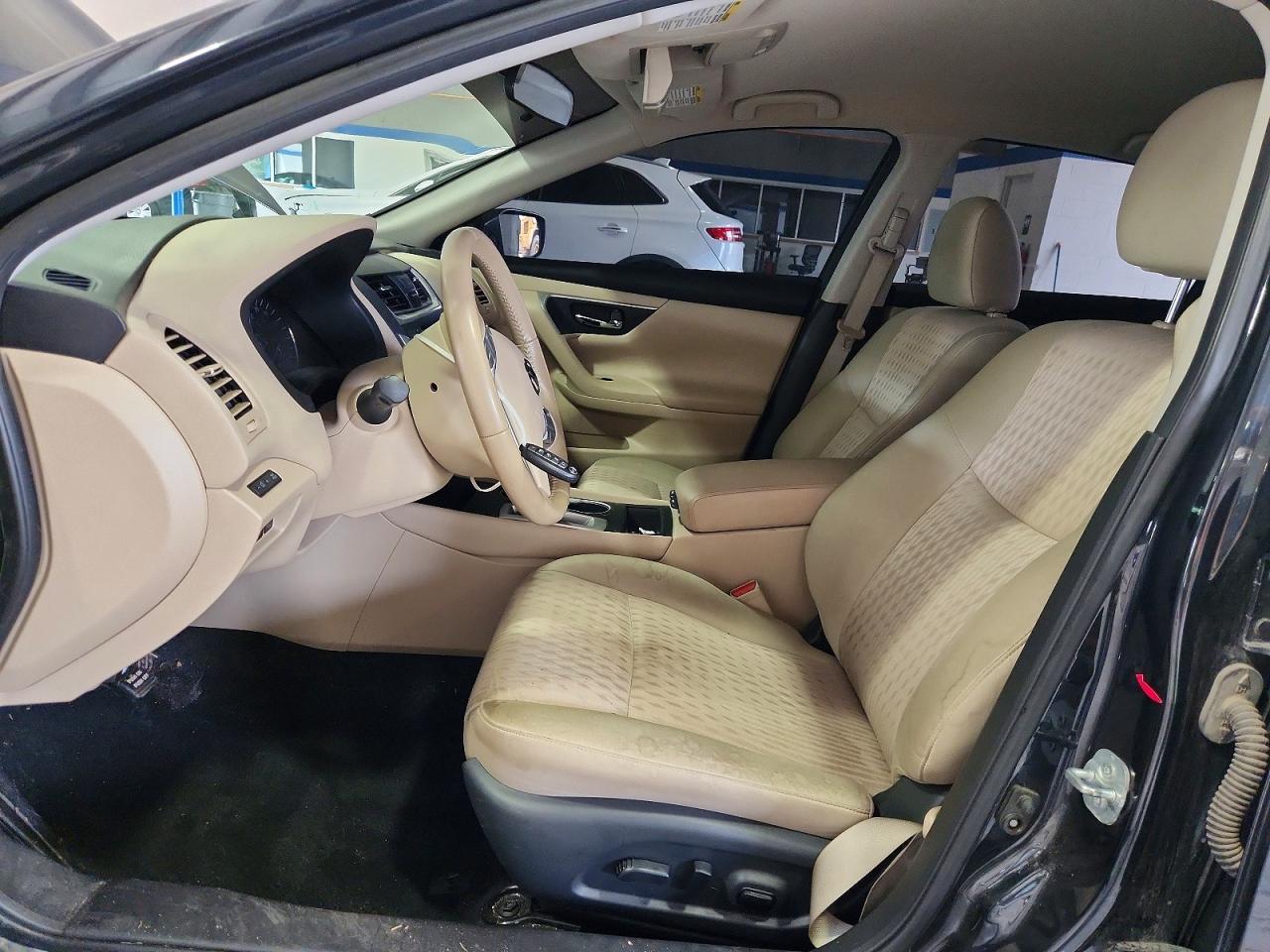 2017 Nissan Altima 2.5 Sv - Image 7