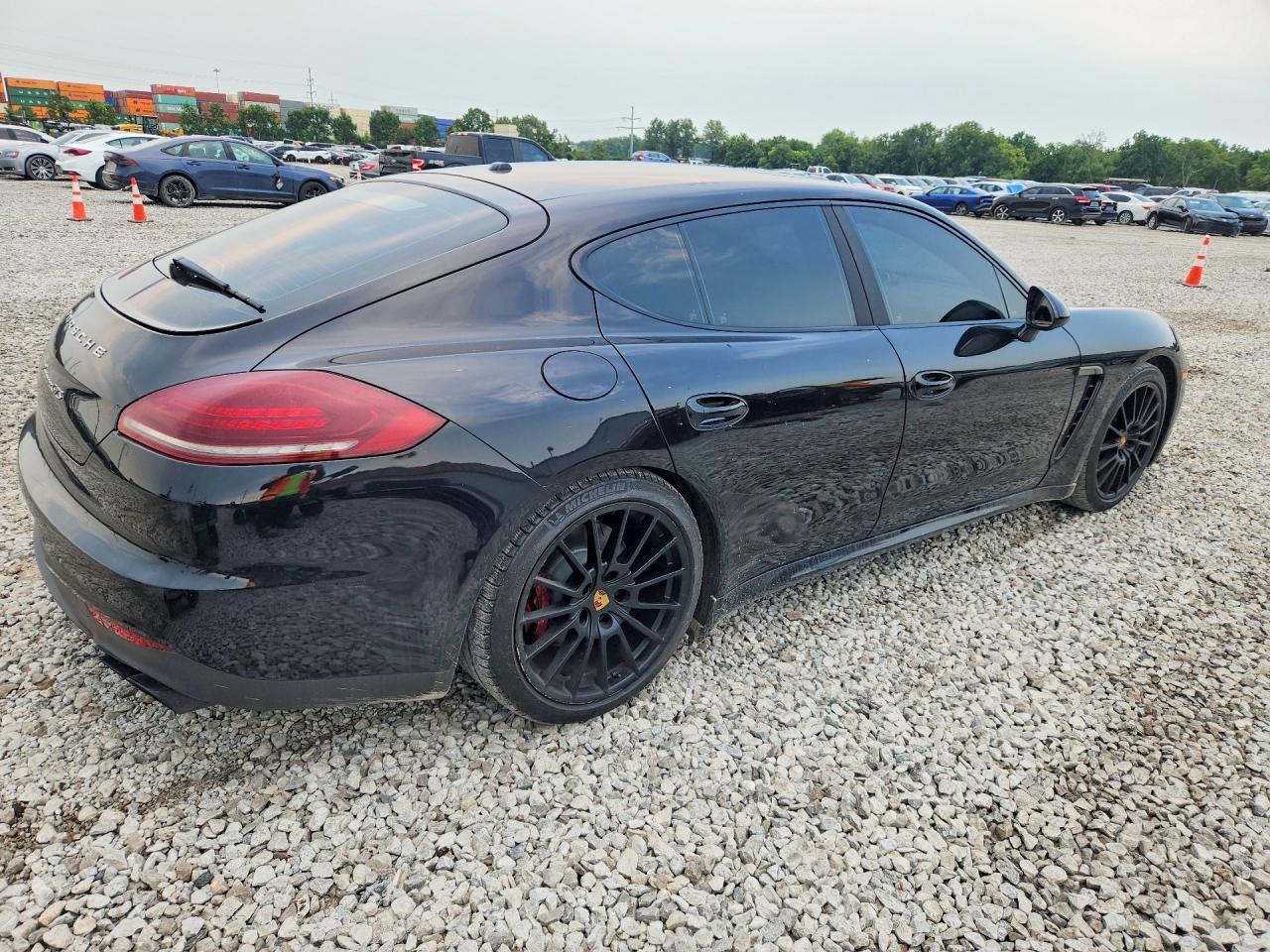 2016 Porsche Panamera Gts - Image 3
