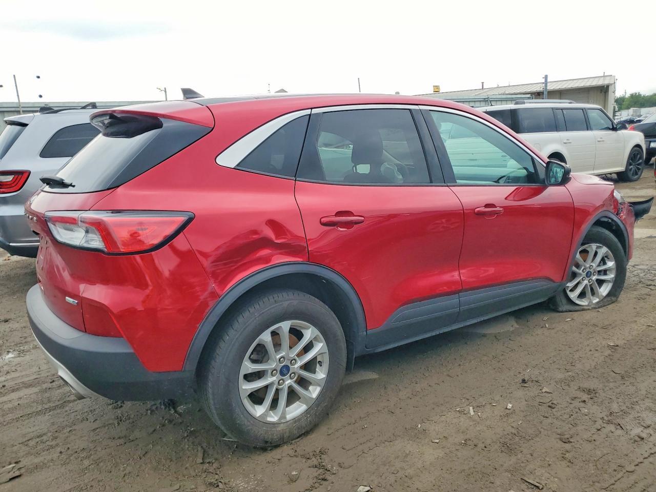 2020 Ford Escape Se - Image 3