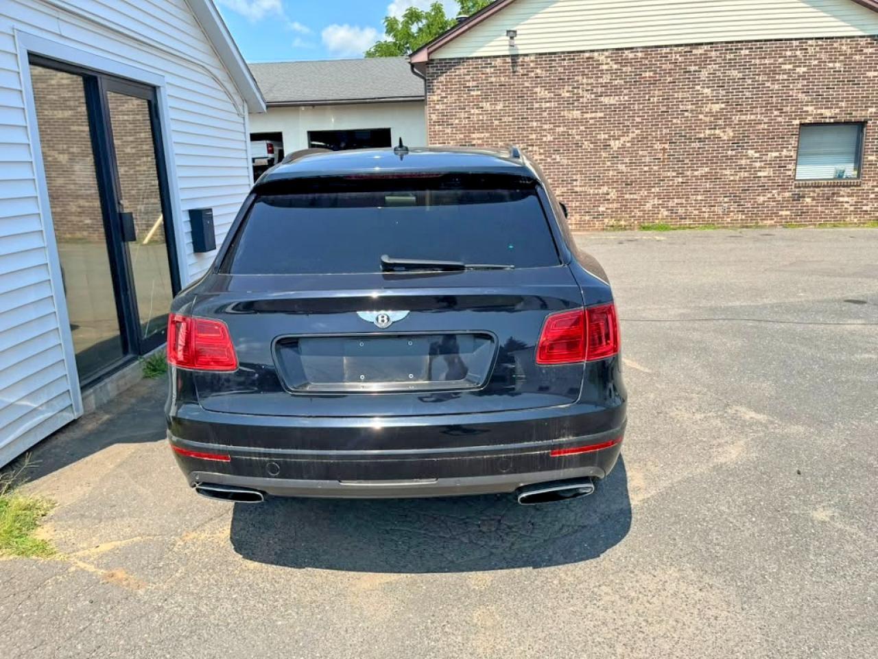2017 Bentley Bentayga - Фото 5