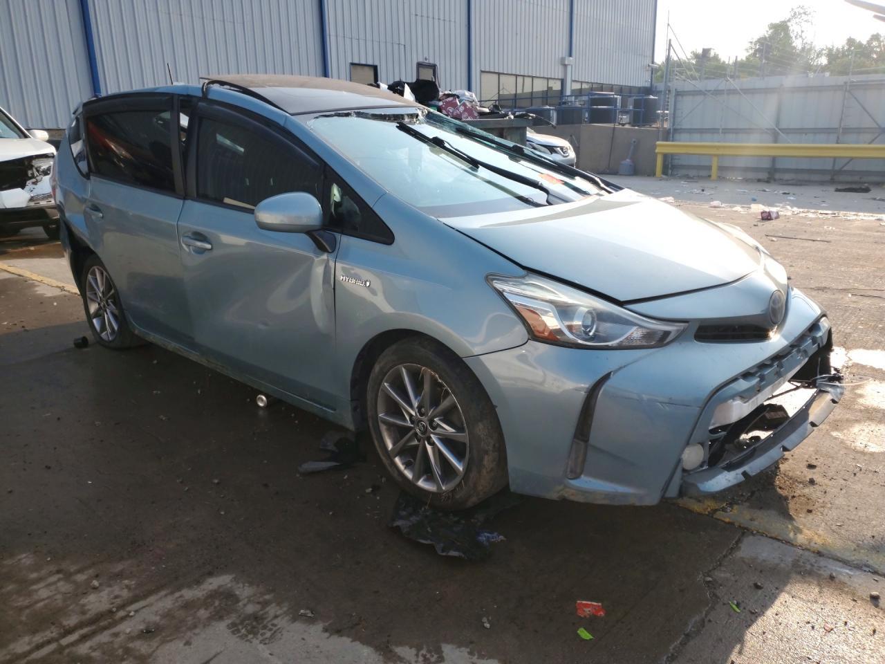 2015 Toyota Prius V Five - Фото 4