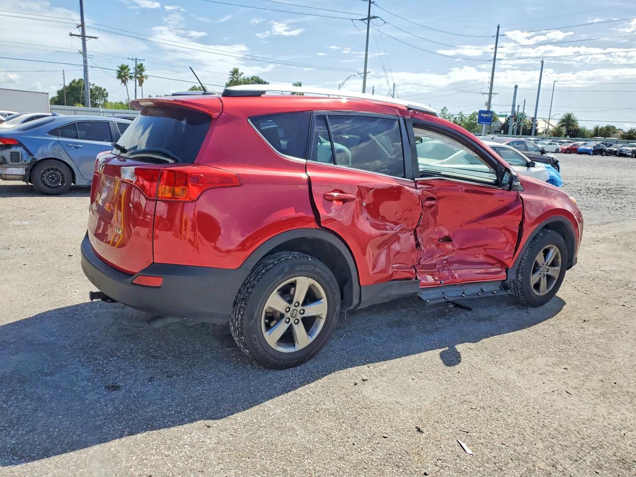 2015 Toyota Rav4 Xle - Фото 3