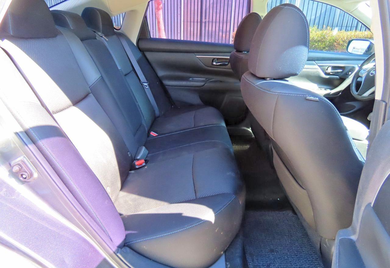 2017 Nissan Altima 2.5 Sr - Image 6