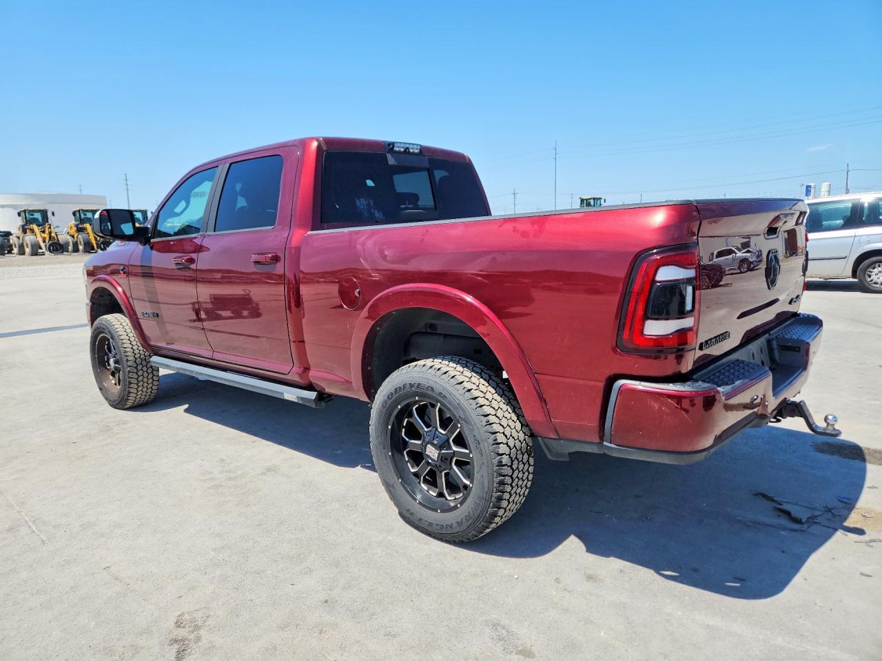 2020 Ram 2500 Laramie - Фото 2