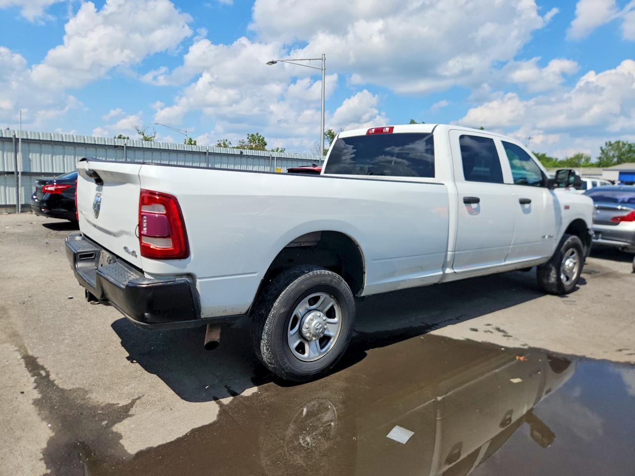 2020 Ram 2500 Tradesman - Фото 3
