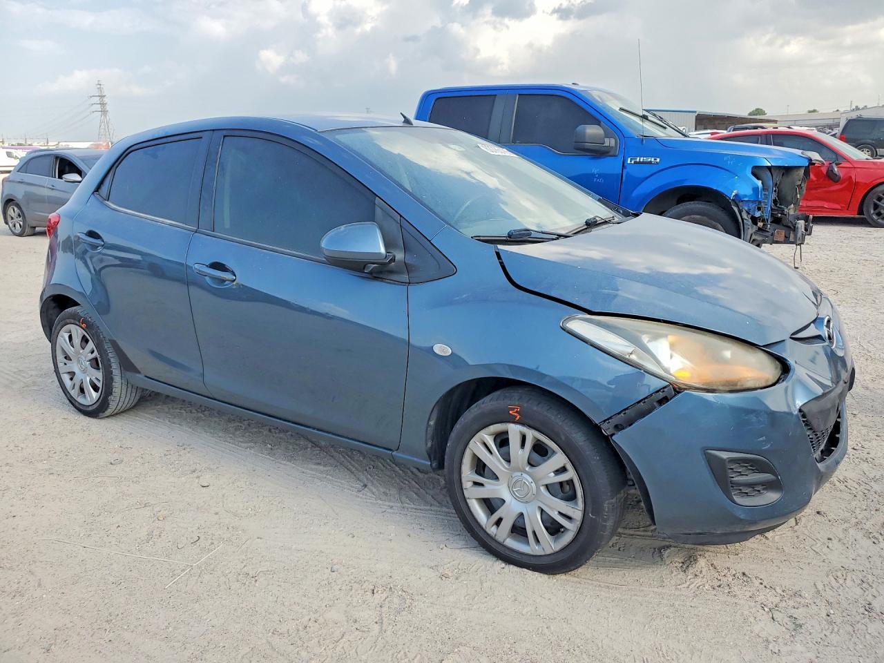 2014 Mazda 2 - Фото 4