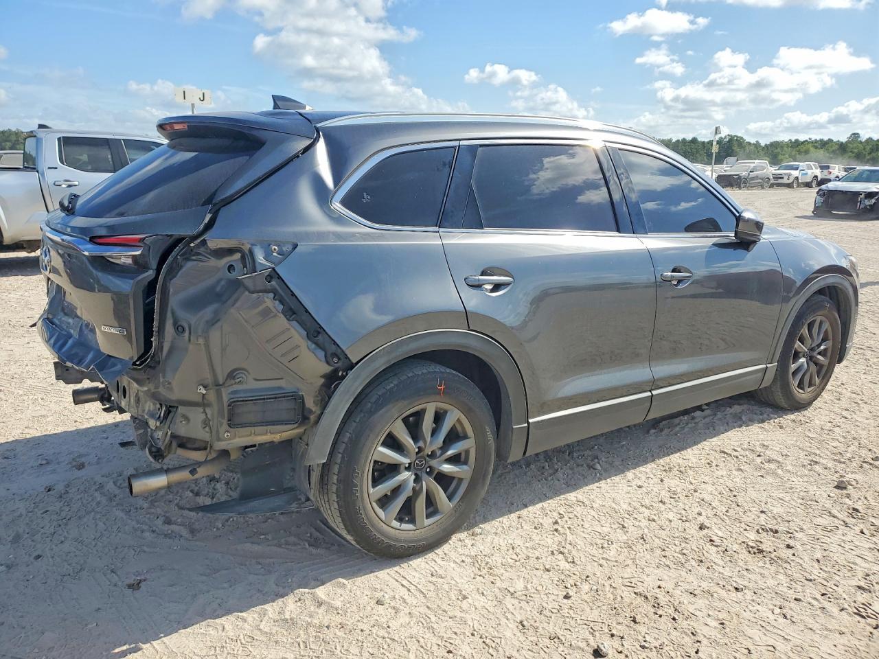 2020 Mazda Cx-9 Touring - Image 3
