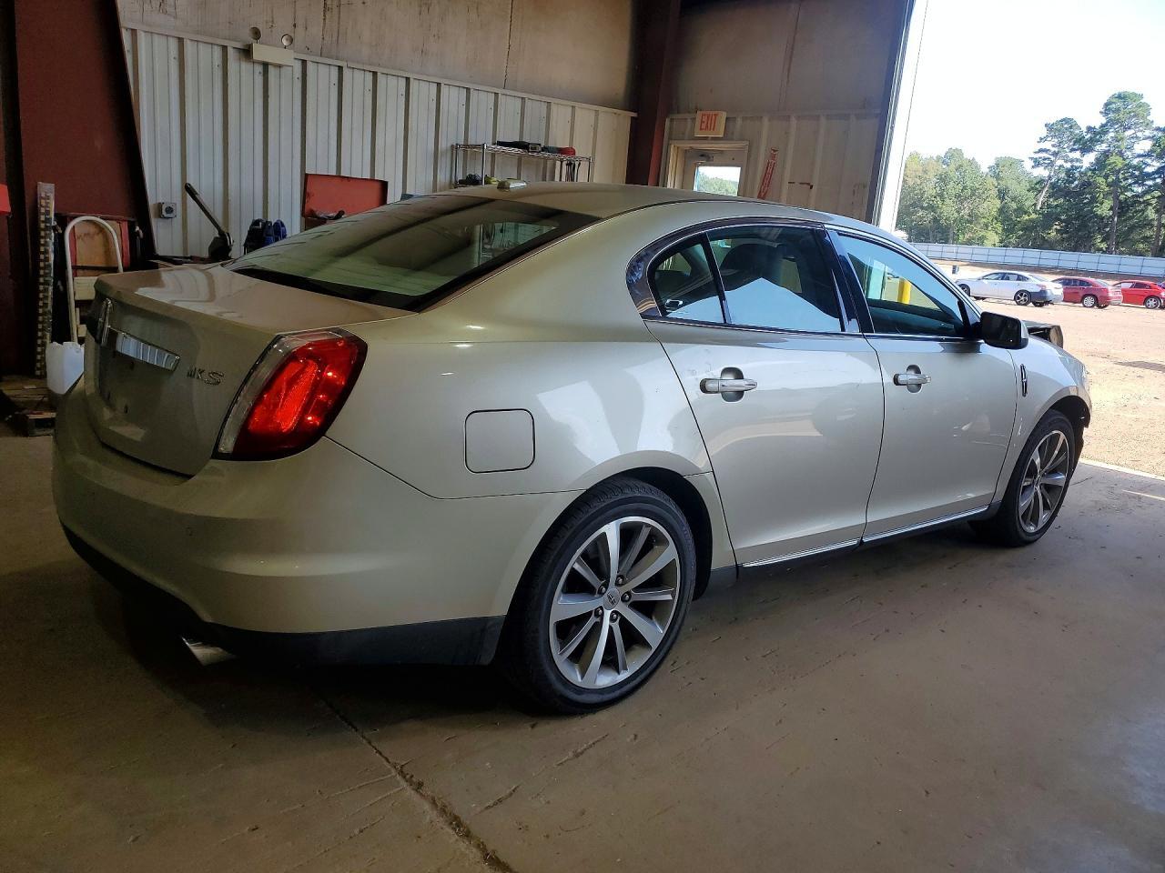 2011 Lincoln Mks - Image 3