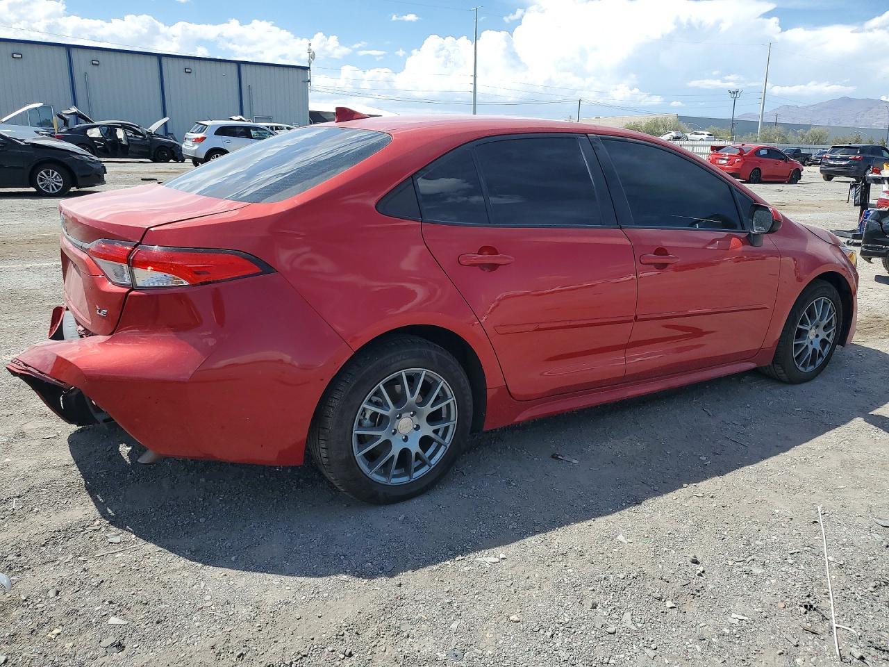 2021 Toyota Corolla Le - Image 3