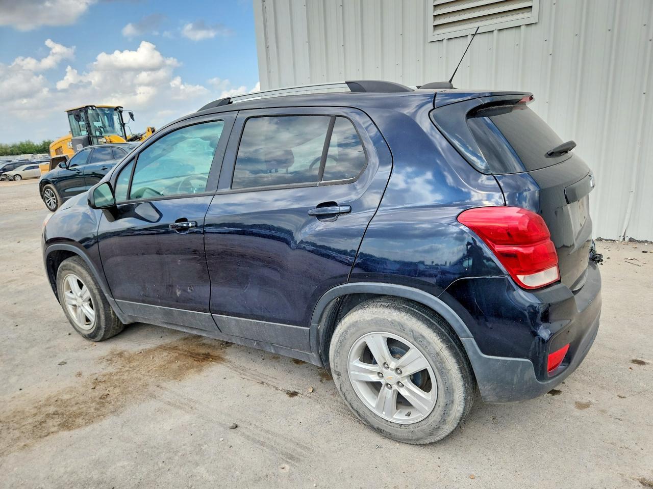 2021 Chevrolet Trax 1Lt - Image 2