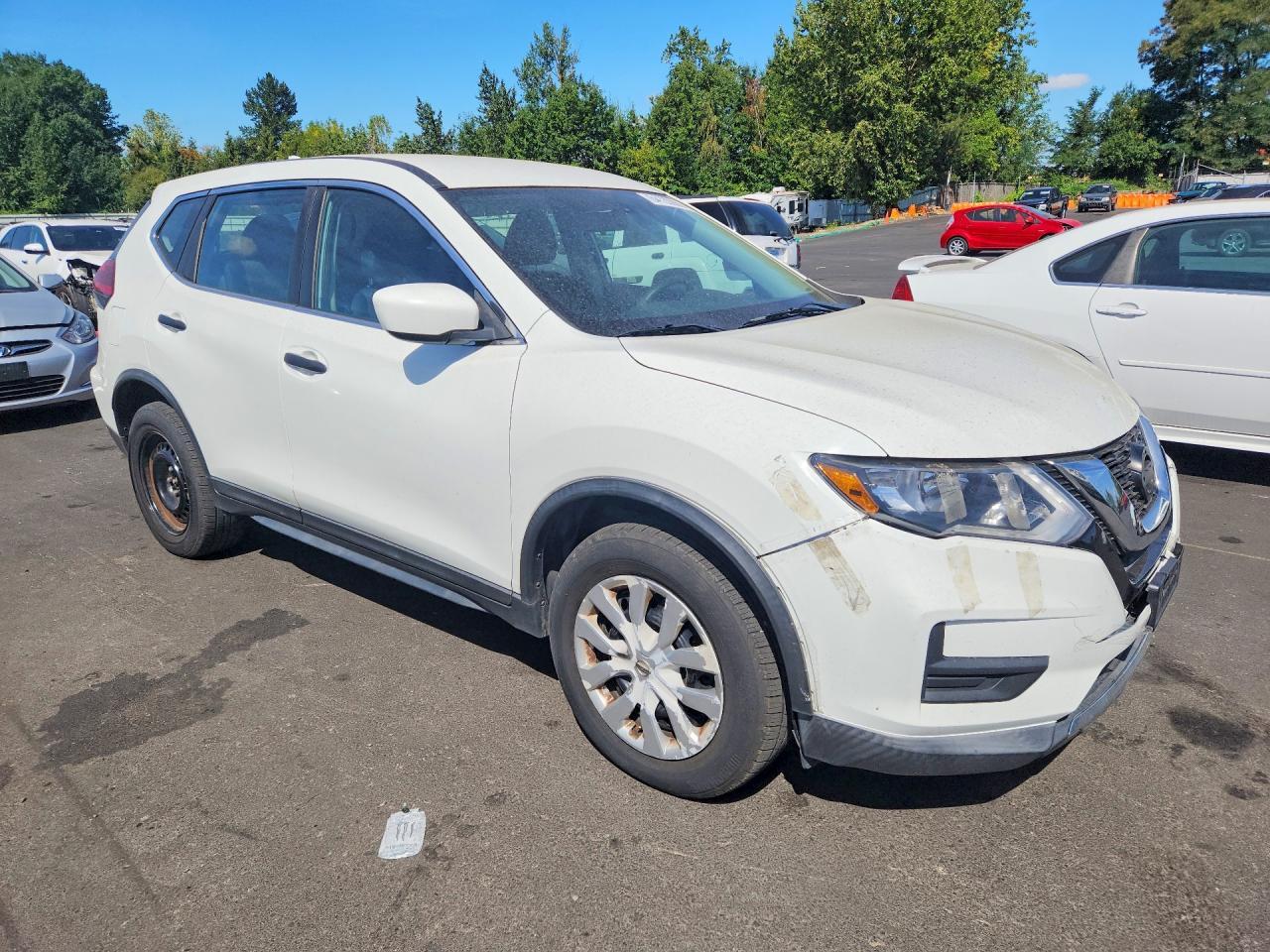 2017 Nissan Rogue S - Image 4