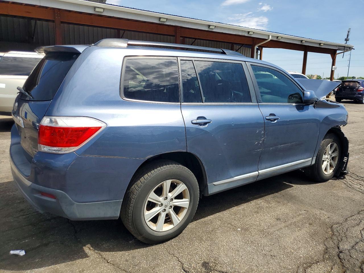 2012 Toyota Highlander Base - Фото 3