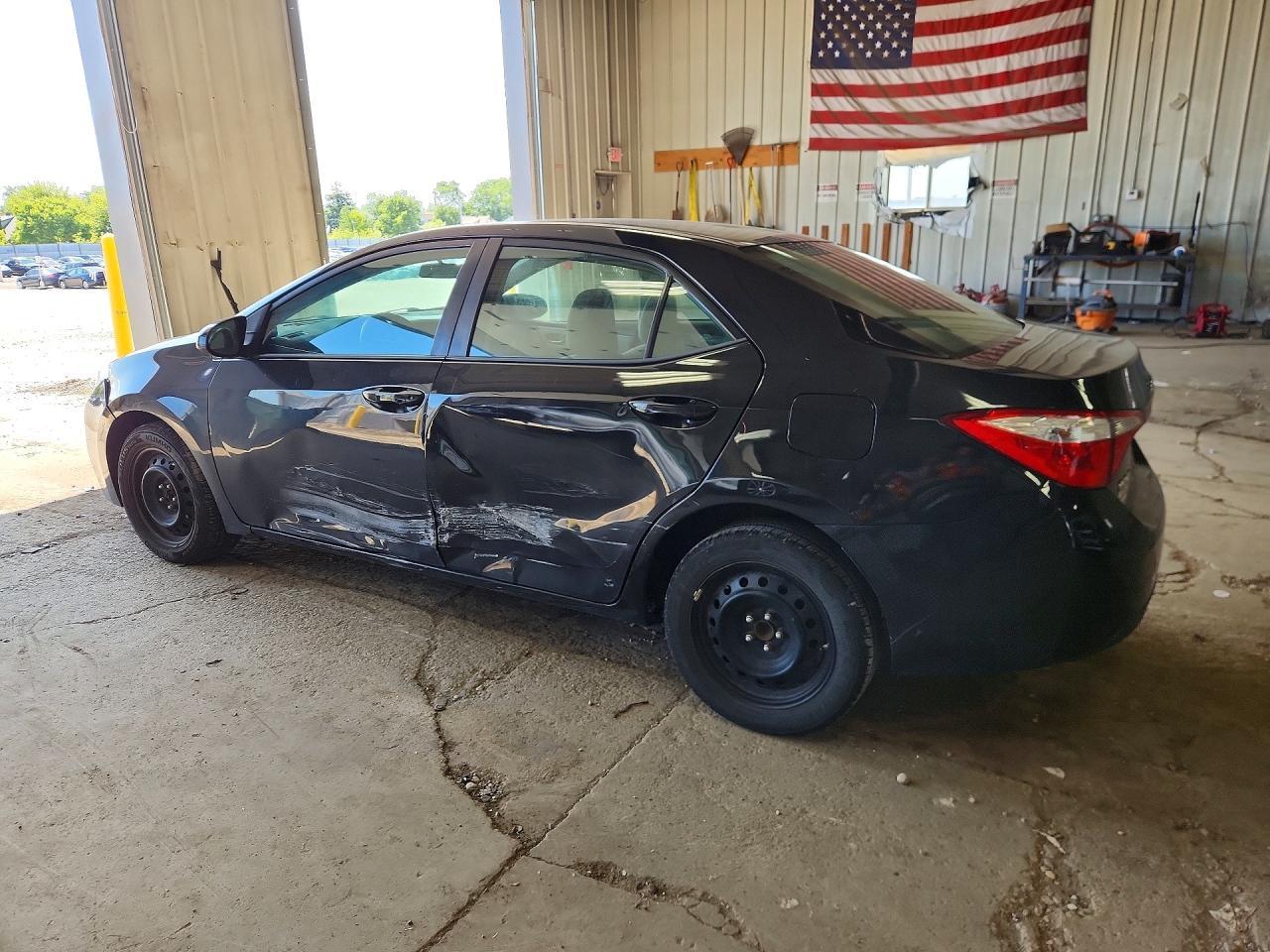 2016 Toyota Corolla Le - Фото 2