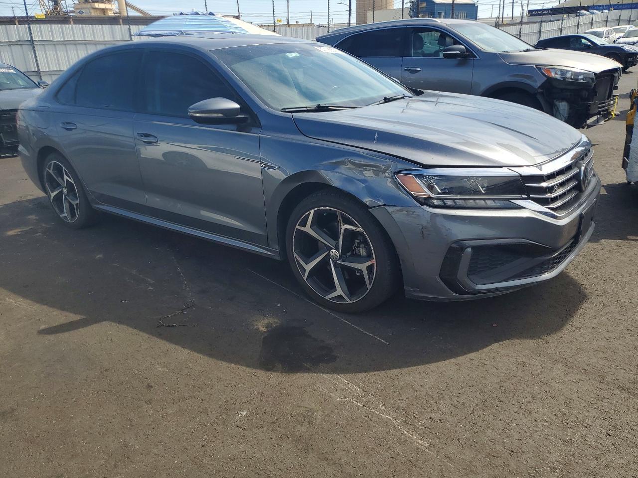 2020 Volkswagen Passat R-Line - Фото 4
