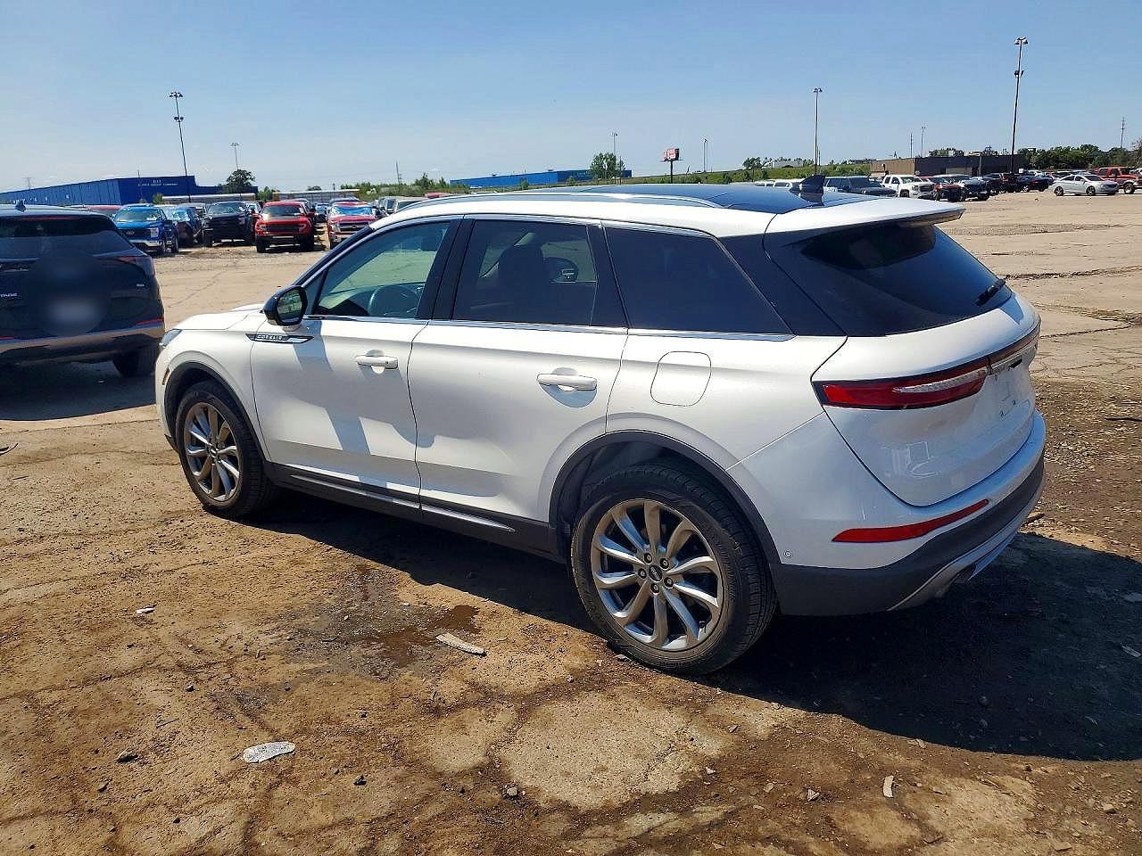 2020 Lincoln Corsair - Фото 2