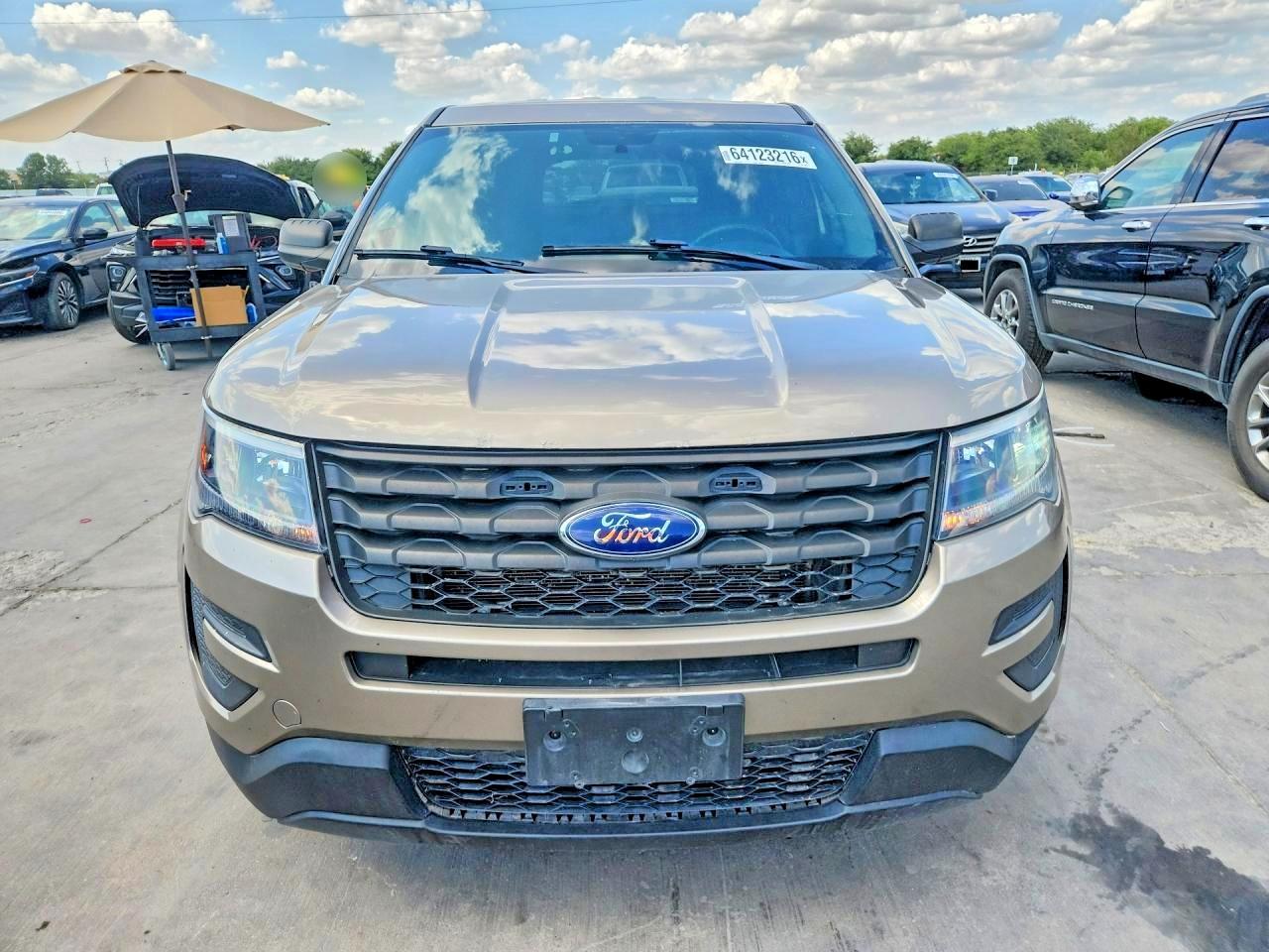 2019 Ford Explorer Police Interceptor - Фото 5