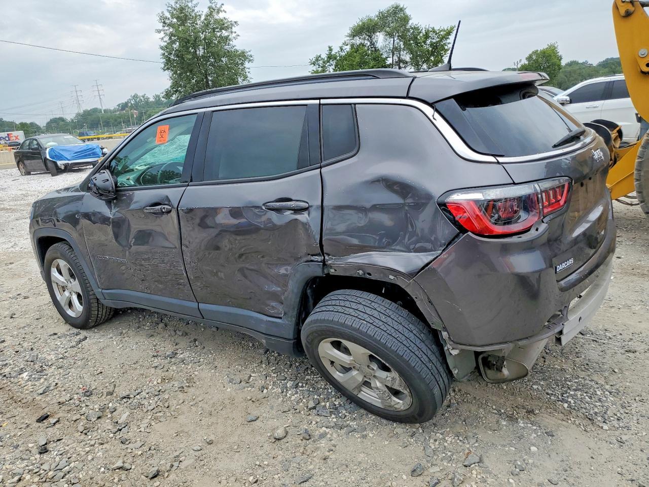 2021 Jeep Compass Latitude - Image 2