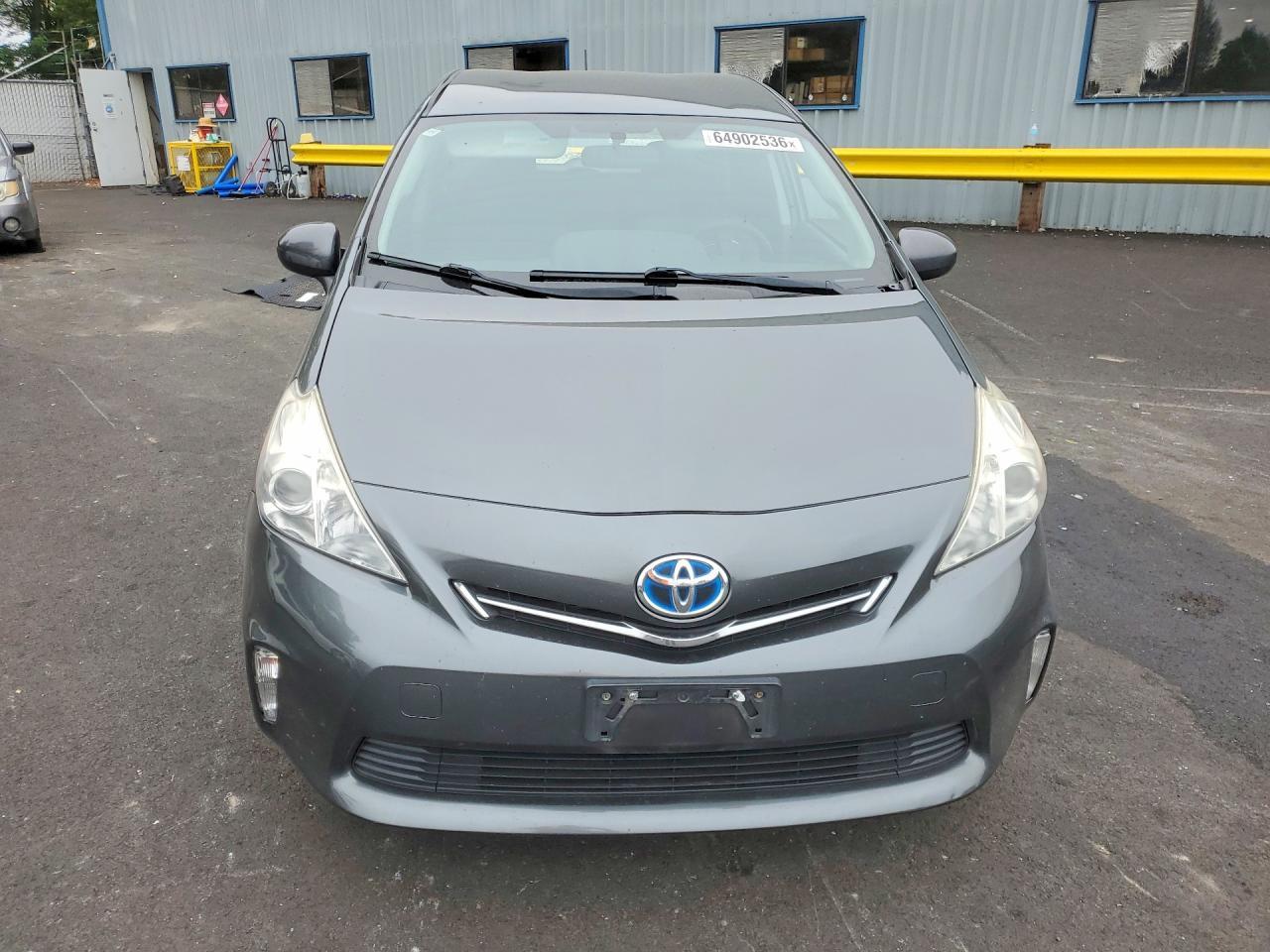 2012 Toyota Prius V Three - Image 5