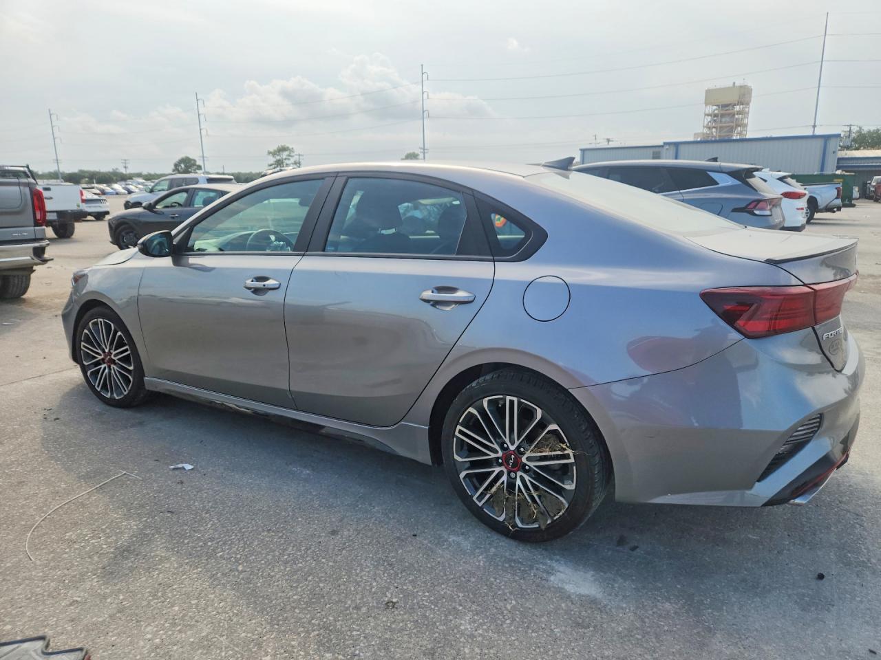 2023 Kia Forte Gt - Фото 2
