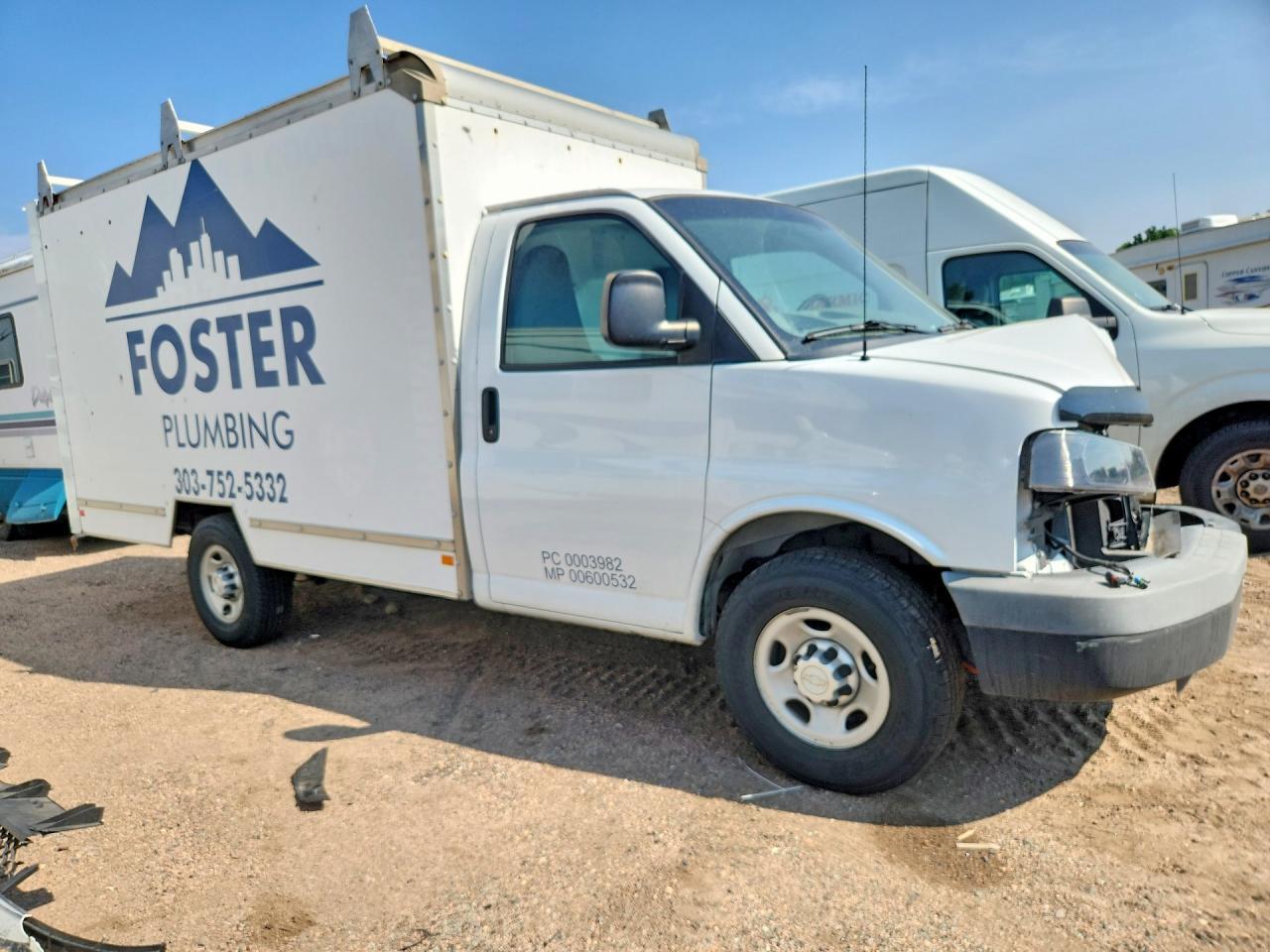 2015 Chevrolet Express Box Truck - Фото 4