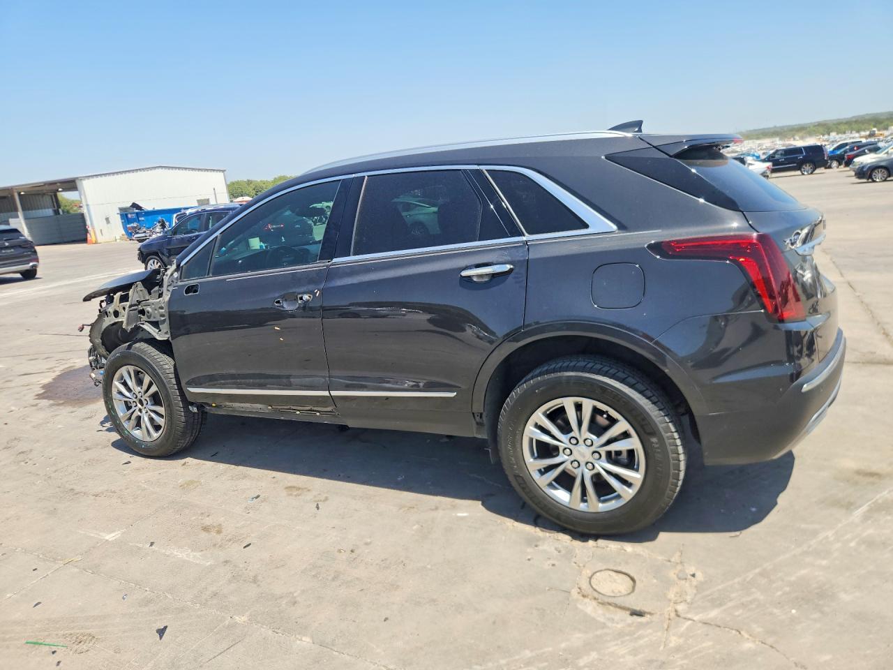 2020 Cadillac Xt5 Premium Luxury - Image 2