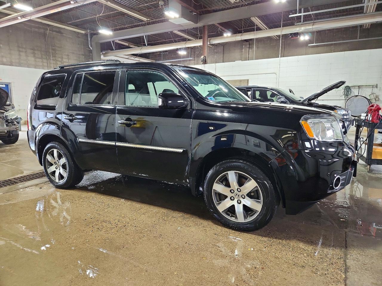 2013 Honda Pilot Touring - Image 4