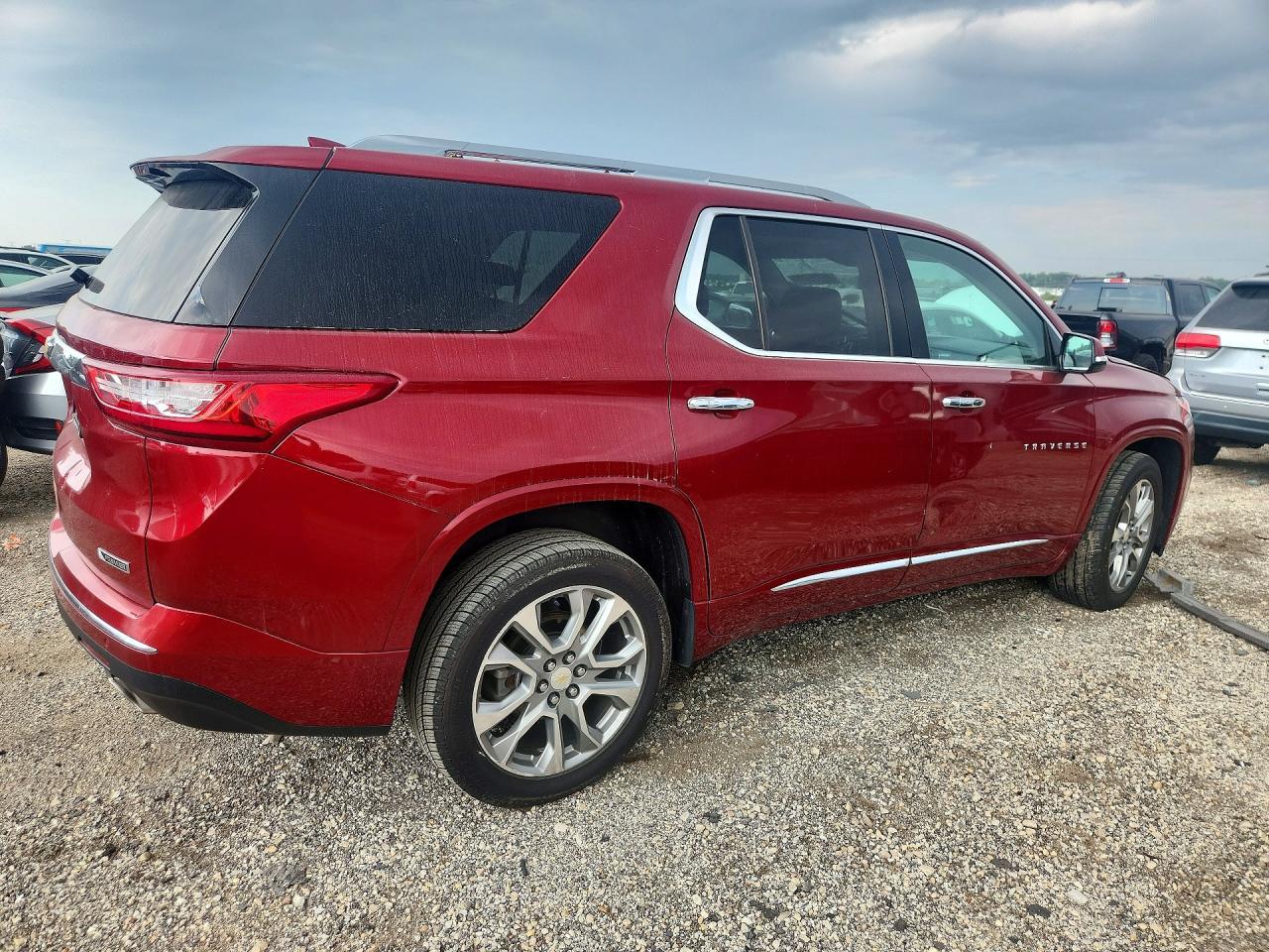 2018 Chevrolet Traverse Premier - Image 3