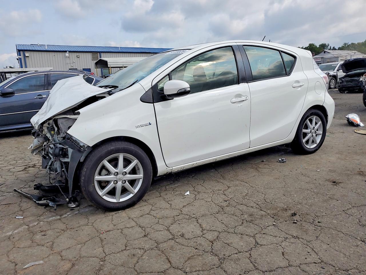 2013 Toyota Prius C Four