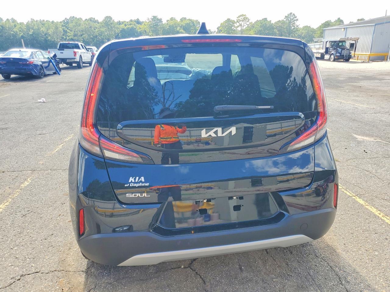 2025 Kia Soul Lx - Фото 6