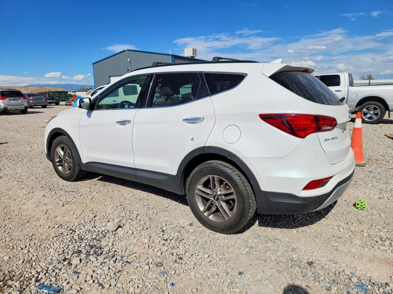 2017 Hyundai Santa Fe Sport 2.4L - Фото 2