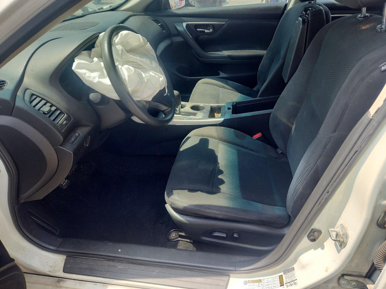 2015 Nissan Altima 2.5 S - Фото 7