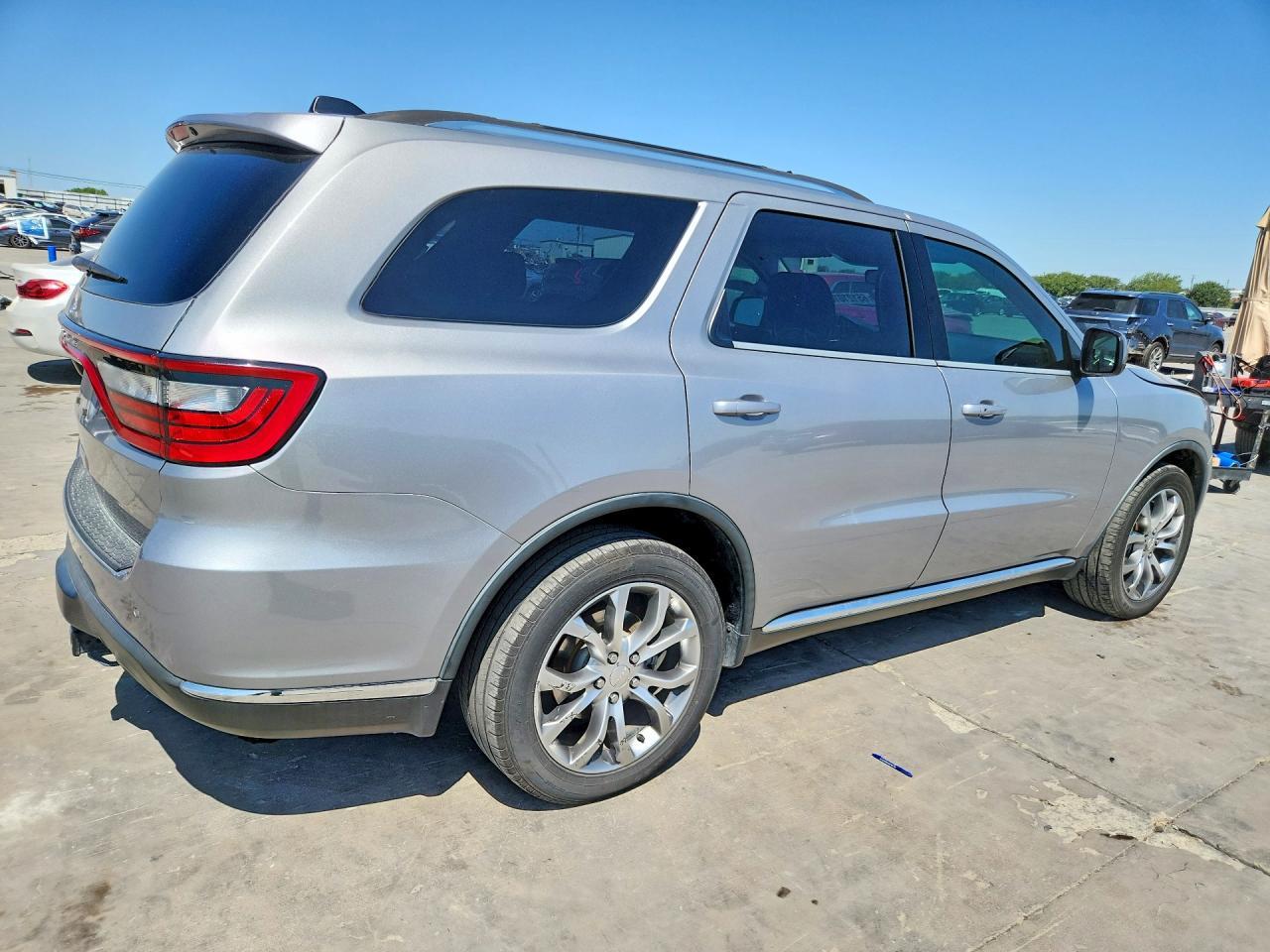 2017 Dodge Durango Sxt - Image 3