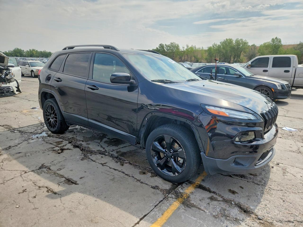 2018 Jeep Cherokee Latitude - Image 4
