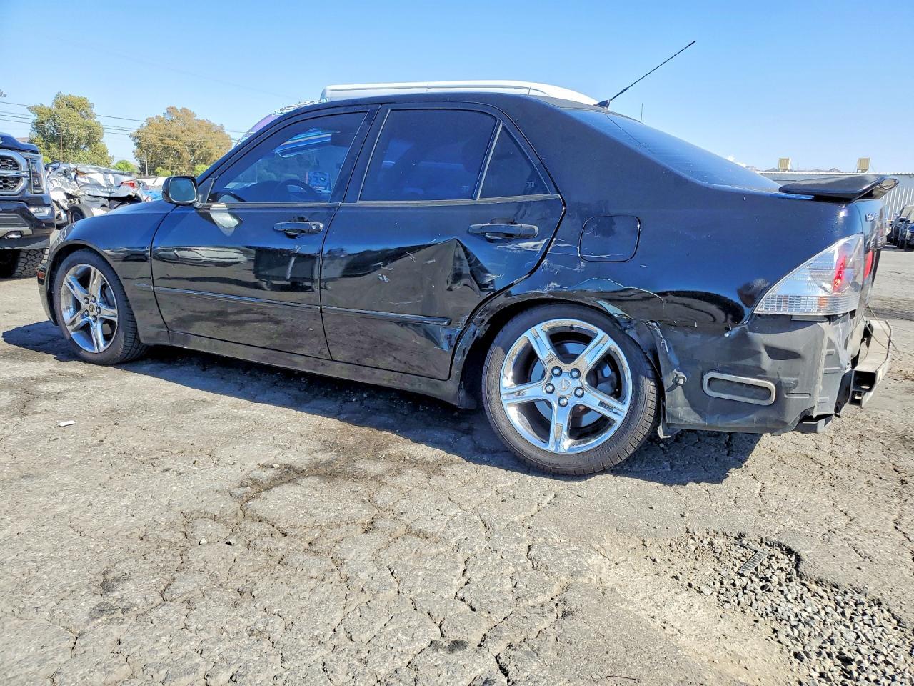 2001 Lexus Is 300 - Фото 2