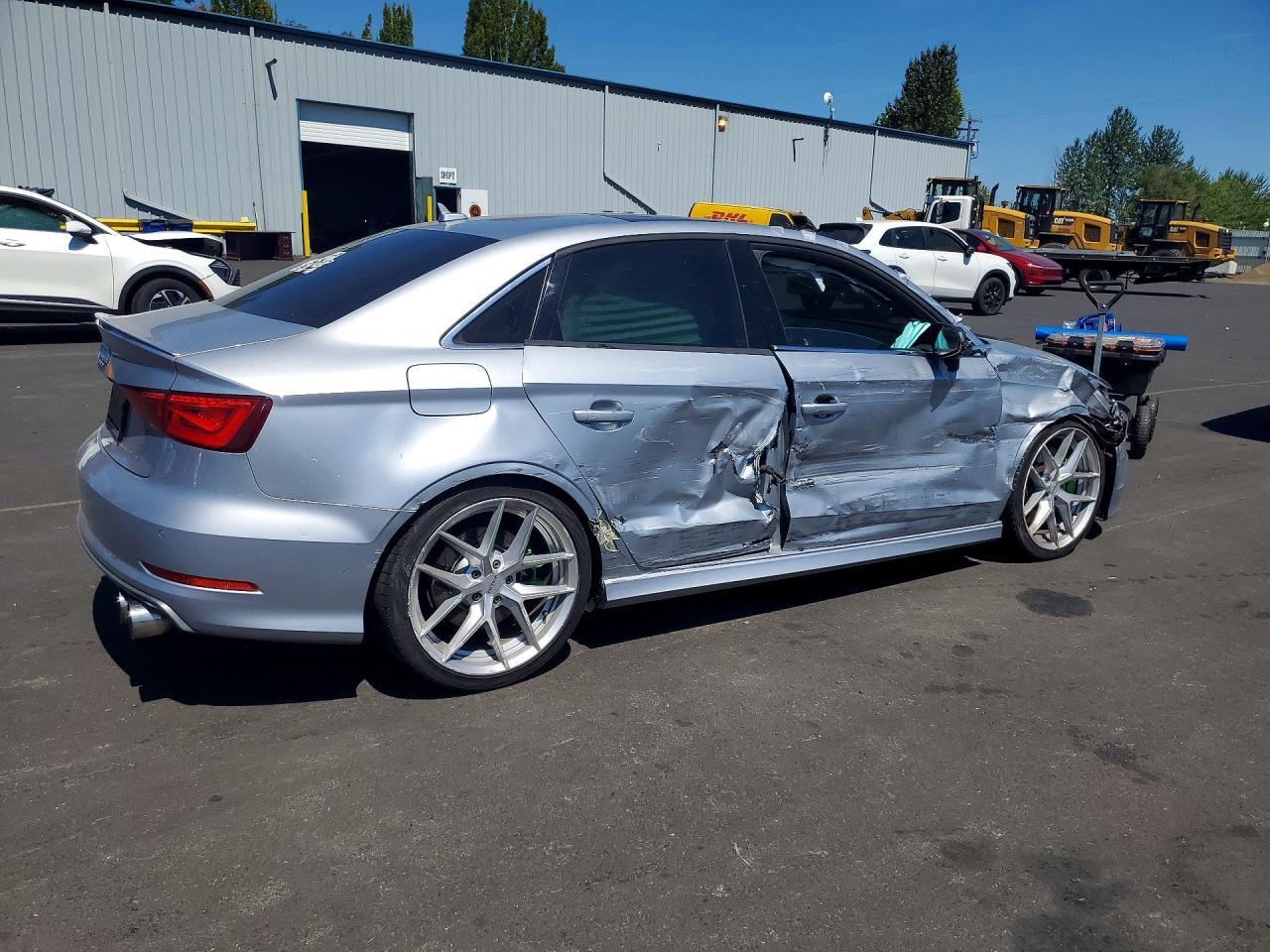 2016 Audi S3 Premium Plus - Image 3