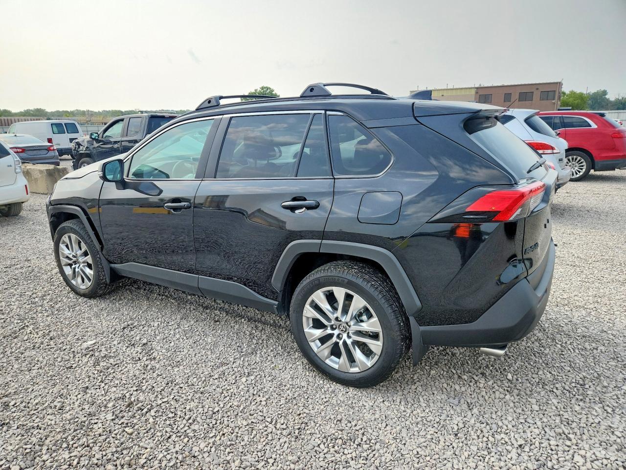 2025 Toyota Rav4 Xle Premium - Image 2