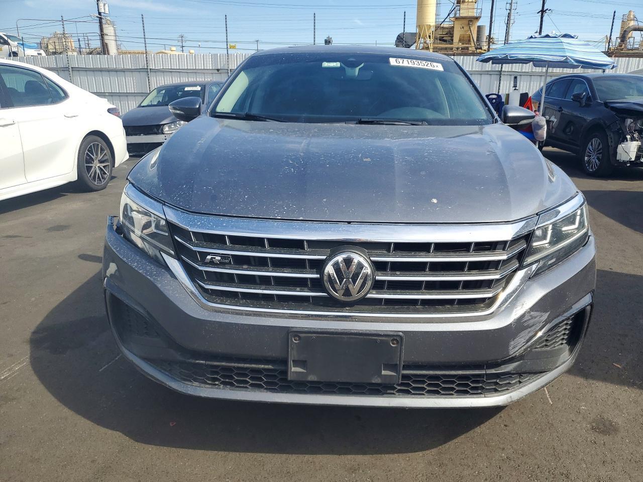 2020 Volkswagen Passat R-Line - Фото 5