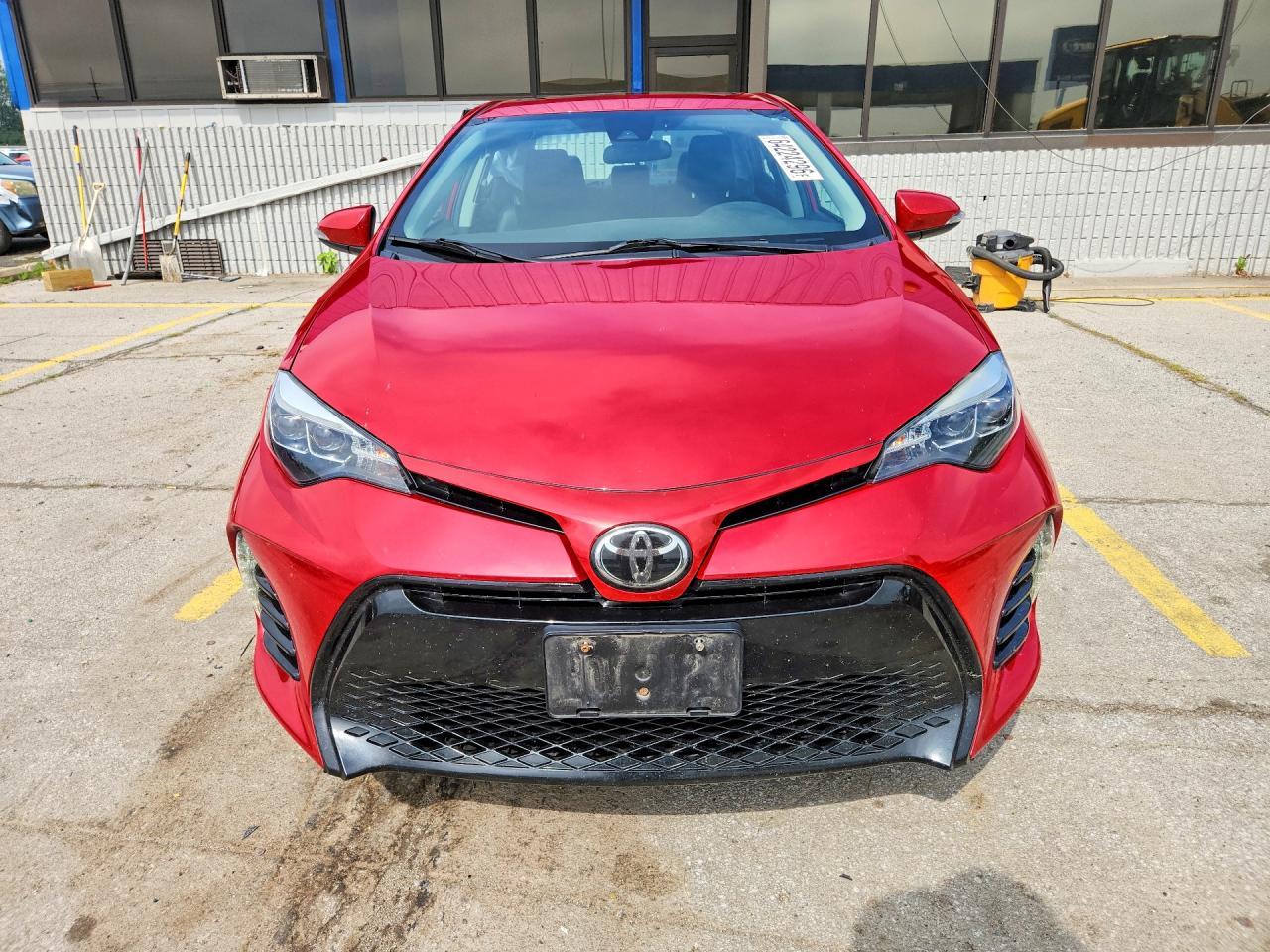 2017 Toyota Corolla Se - Image 5