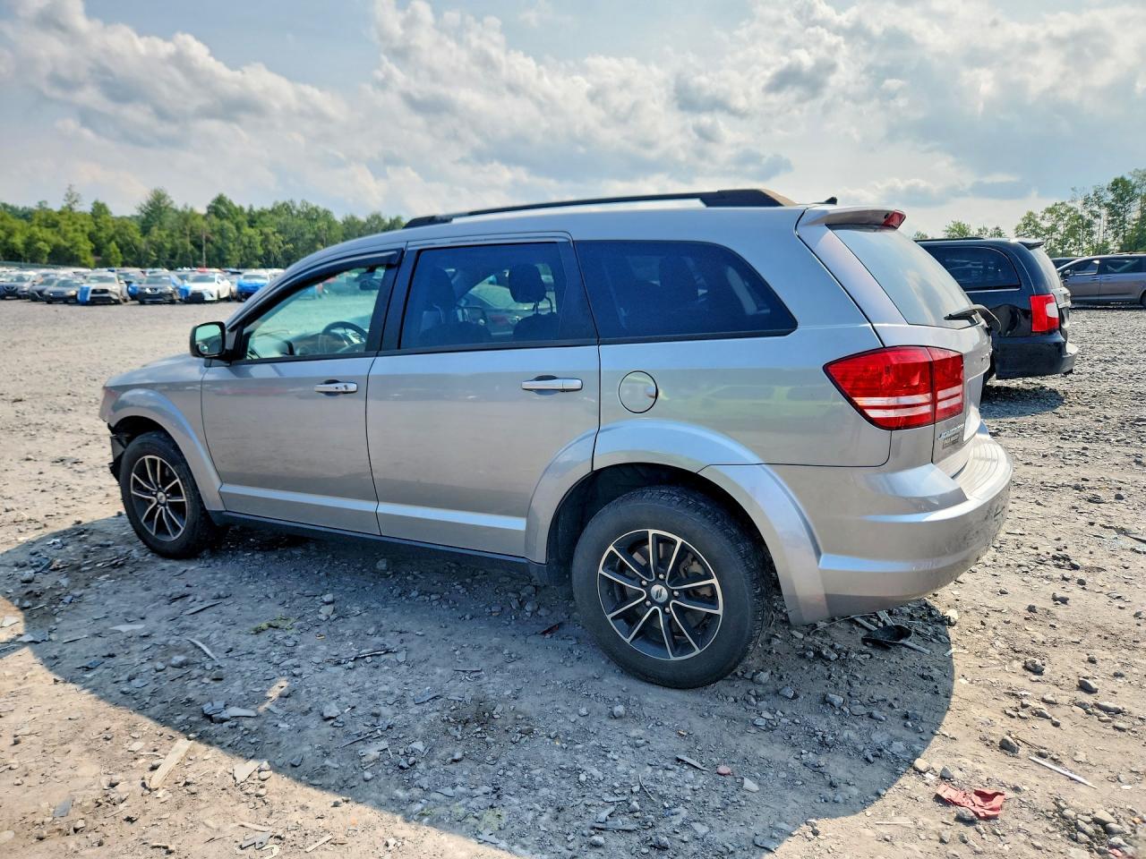2018 Dodge Journey Se - Фото 2