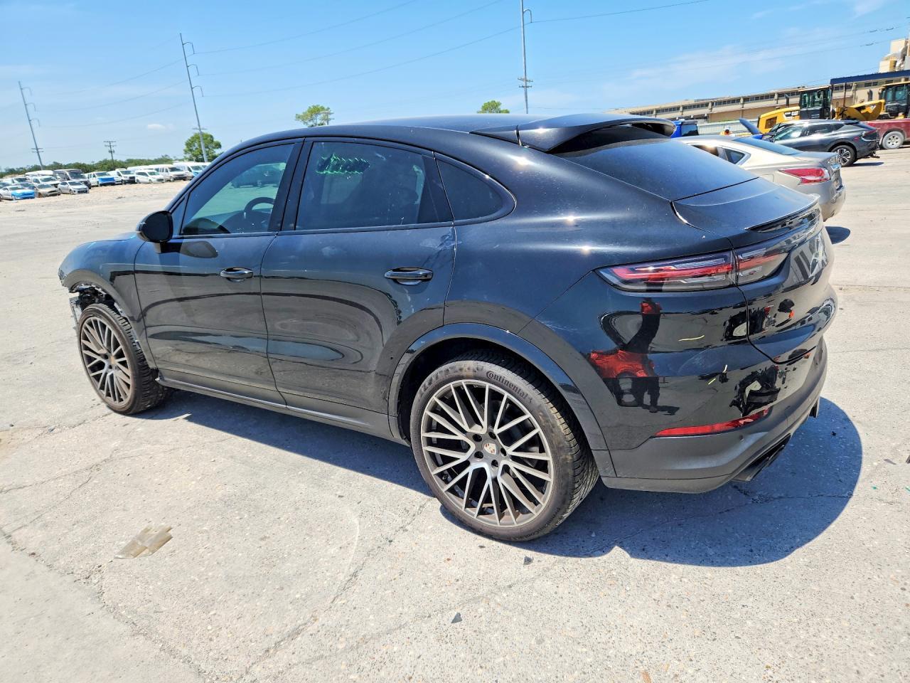 2020 Porsche Cayenne Coupe - Фото 2