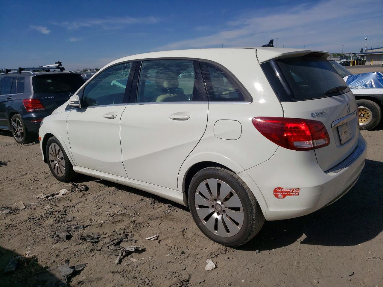2017 Mercedes-Benz B 250E - Фото 2